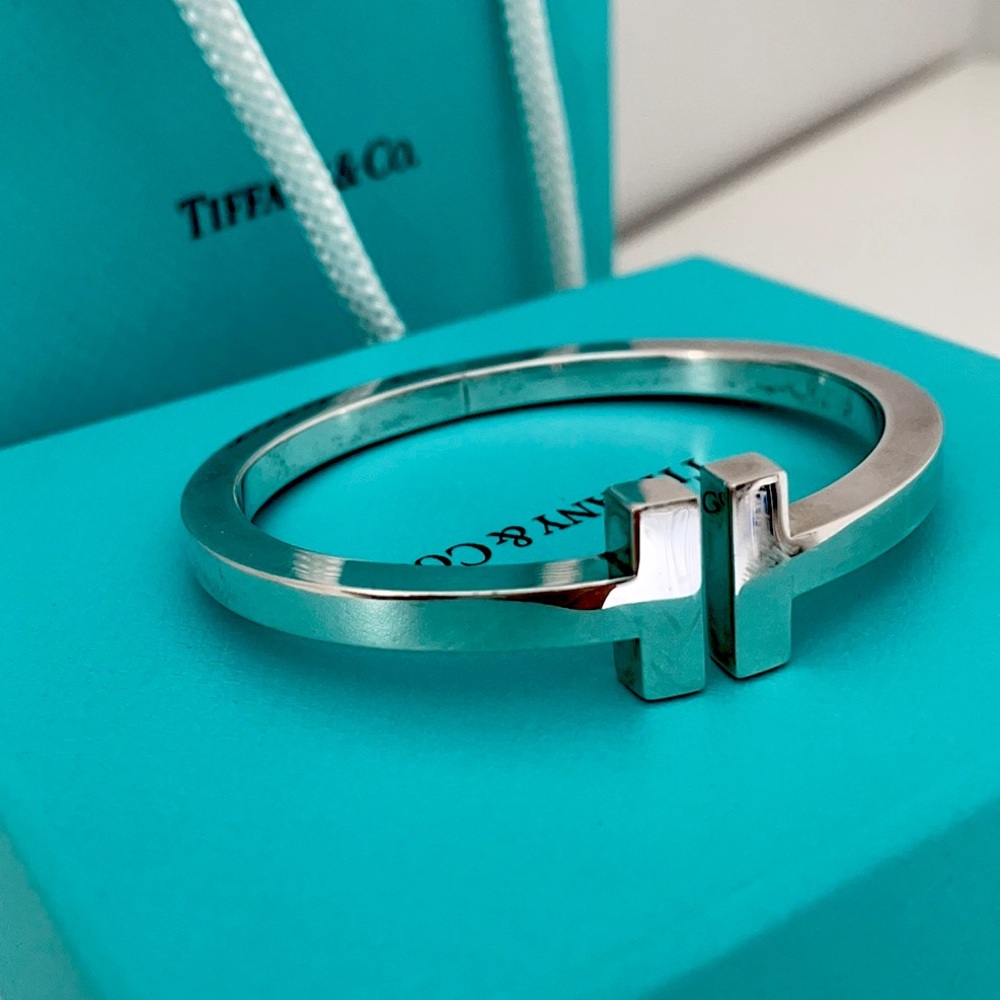 Tiffany&Co.  T square bracelet